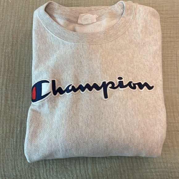 Champion sweatshirt- Size 2XL - Picture 4 of 5